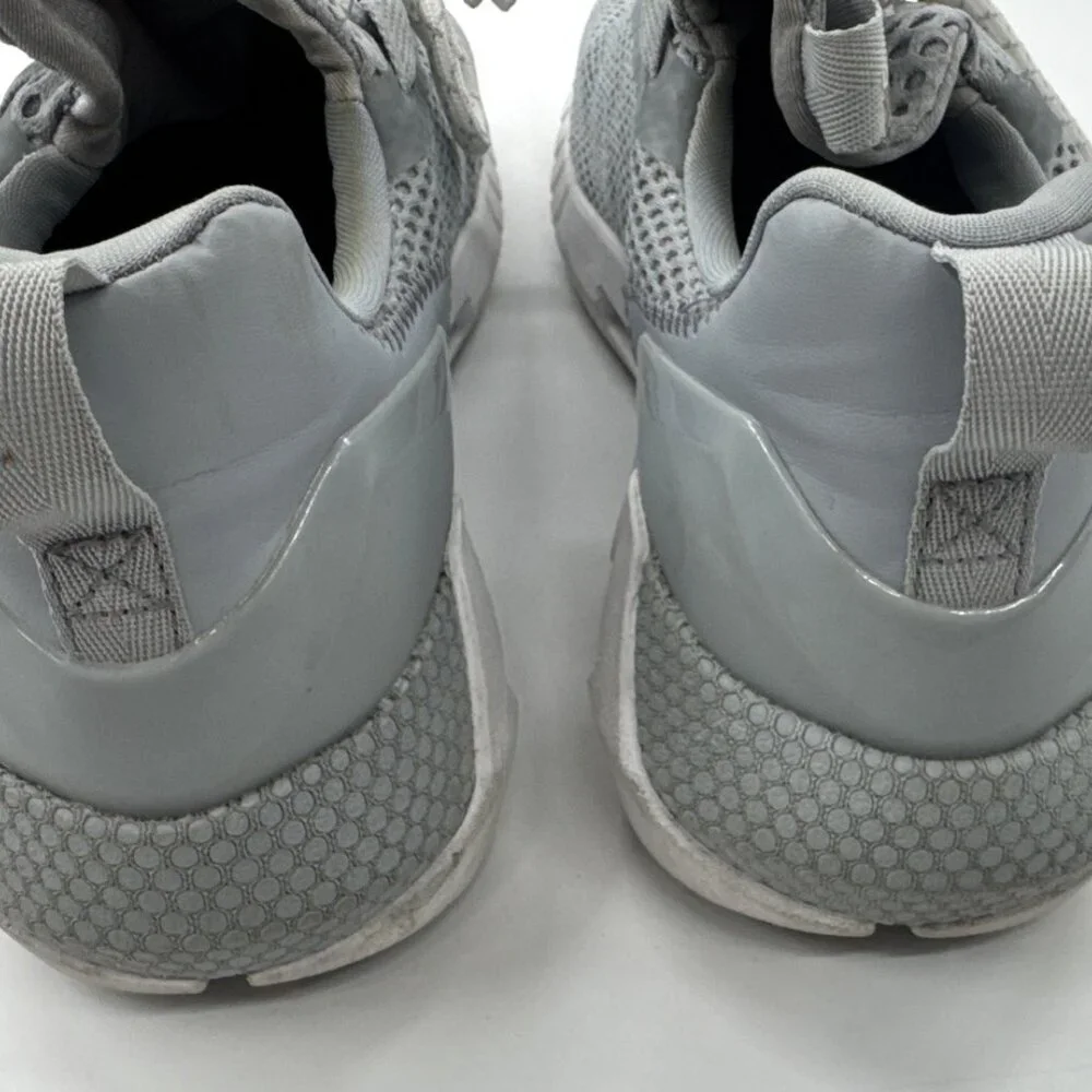 Under Armour HOVR Womens Running Shoes 10 Gray Lightweight Sneakers Gym Mesh